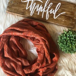 ✨SOLD✨Burnt Orange Infinity Scarf